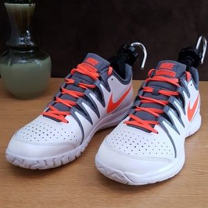 Nike Vapor Court